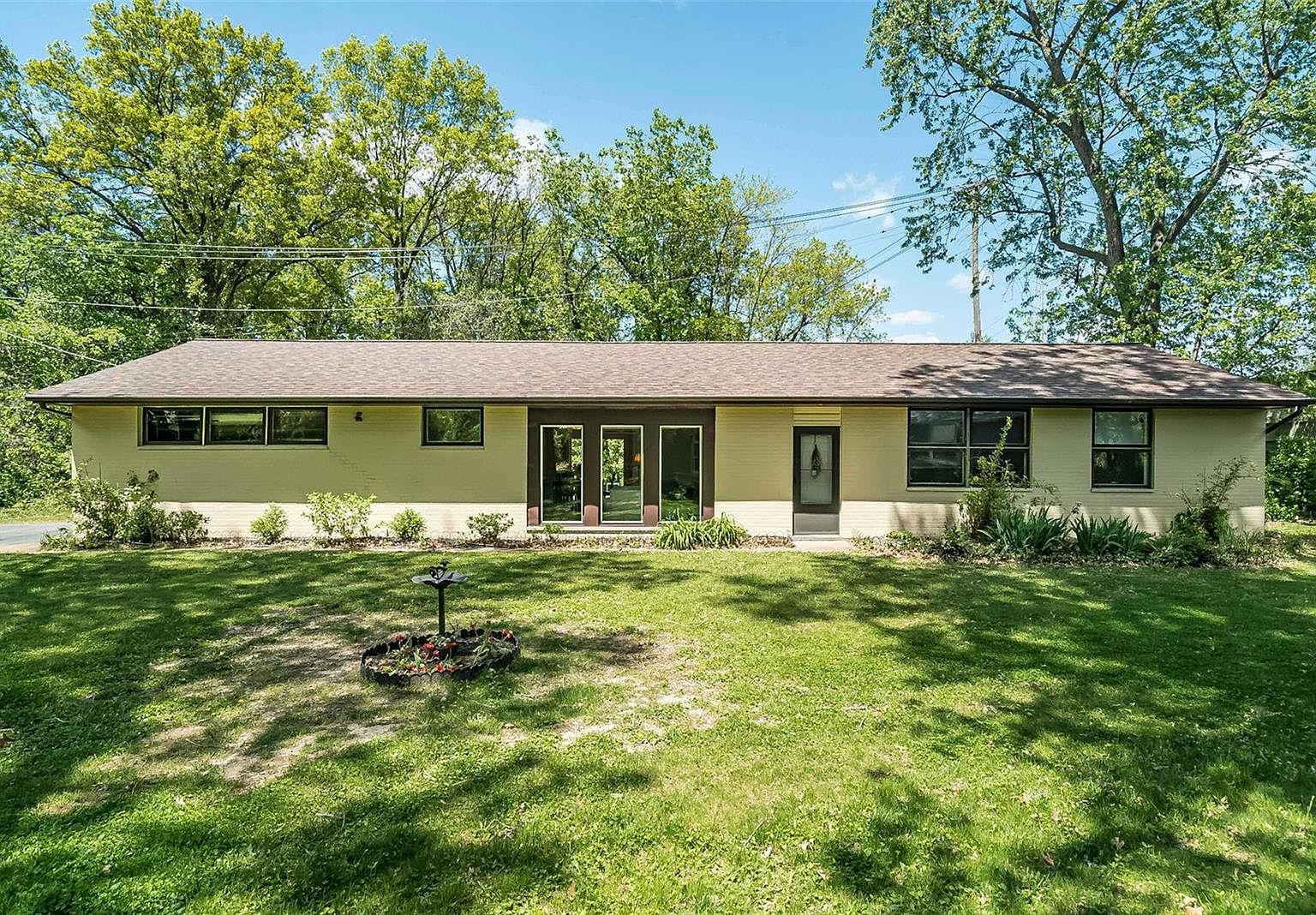 9 Bon Price Ter Saint Louis MO 63132 Zillow 9-bon-price-ter-saint-louis-mo-63132-zillow
