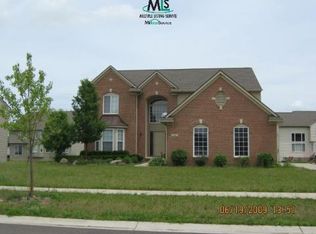 6497 Florence Ln, Belleville, MI 48111