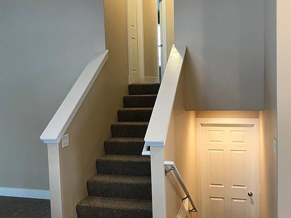 5th image of 2223 Sturnella Ln