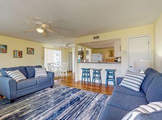 4901 State Hwy 361 APT 207, Port Aransas, TX 78373