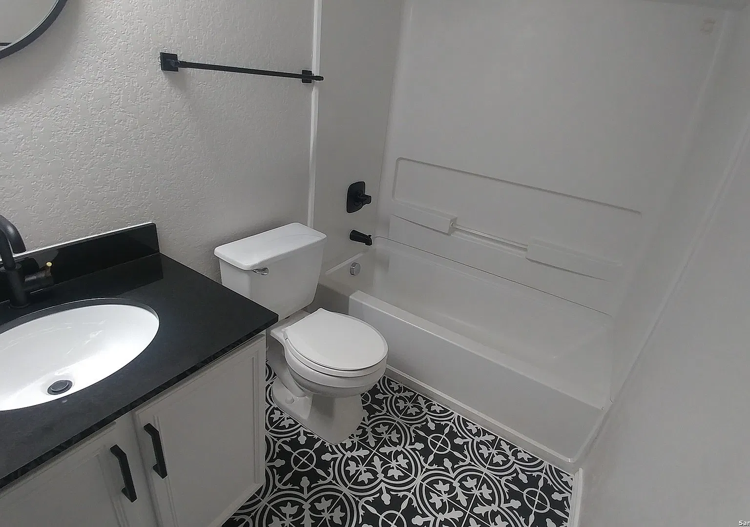 111 Cindy Lou Drive - 1 — Photo 3