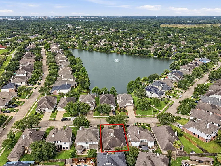 1631 Crescent Shores Ln — Photo 36