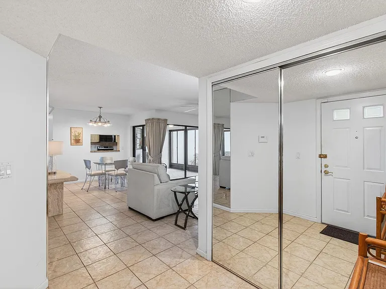 5851 Parkwalk Dr — Photo 16