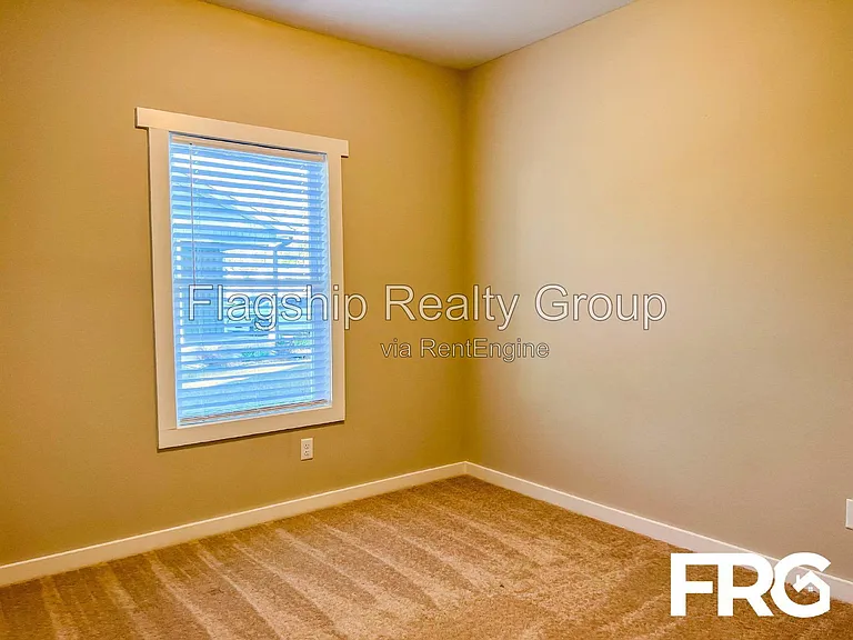 1501 S Taylor St — Photo 15