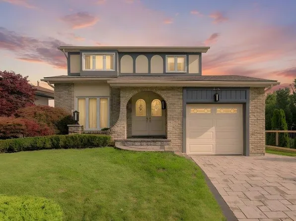 238 McGarry Dr, Kitchener, ON N2N 1H9