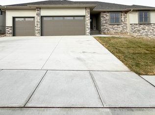 2605 S Galena Ave, Sioux Falls, SD 57110