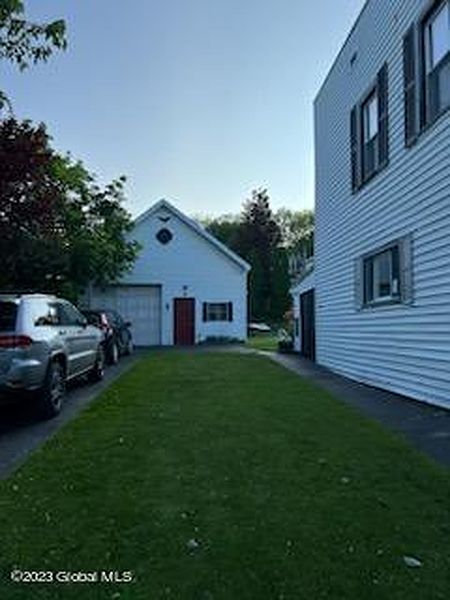 5th image of 46 Lansing Street