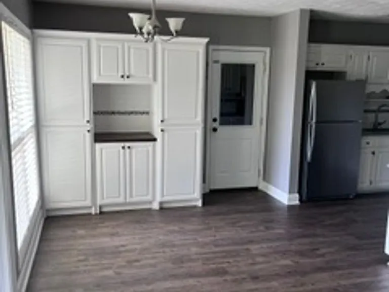 48 Wheatfield Dr — Photo 12