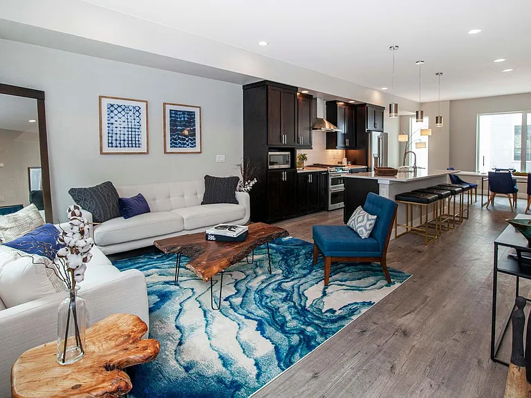 Very spacious and open common area