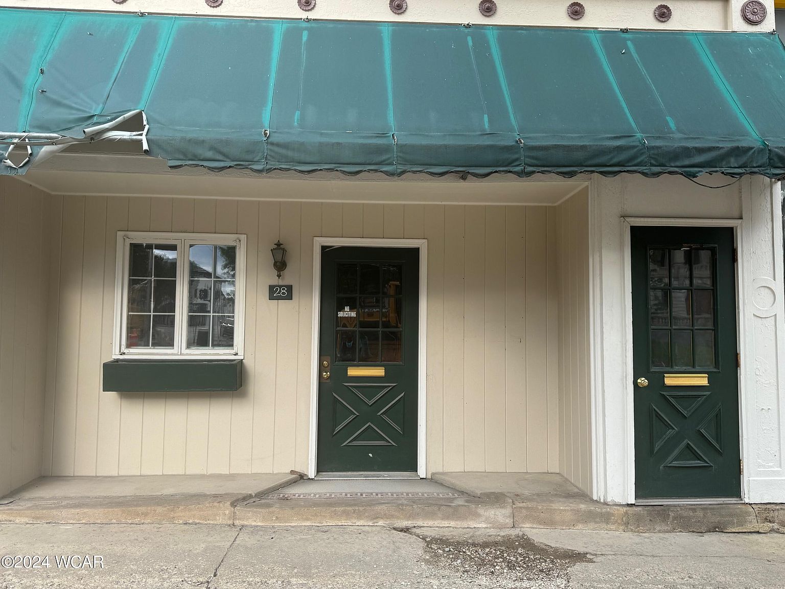 28 N Main St, Kenton, OH 43326 | Zillow