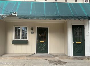 28 N Main St, Kenton, OH 43326