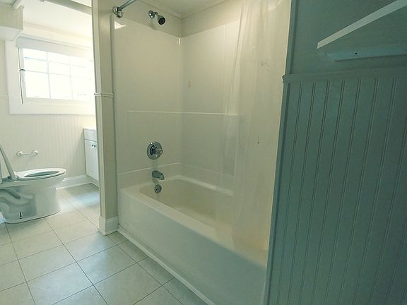 4th image of 2241 Rivermont Ave APT 3