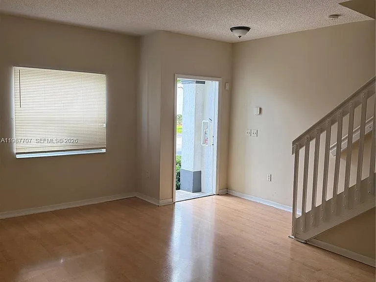 2373 SE 23rd Dr #2373 — Photo 3