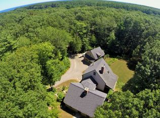 22 Cutts Island Ln, Kittery Point, ME 03905