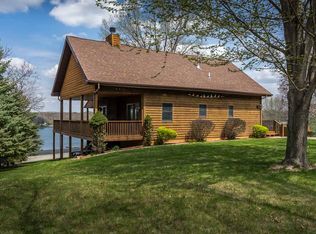 1507 Lakeview Rd N, Dahinda, IL 61428