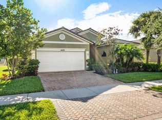 10076 SW Stonegate Dr, Port Saint Lucie, FL 34987