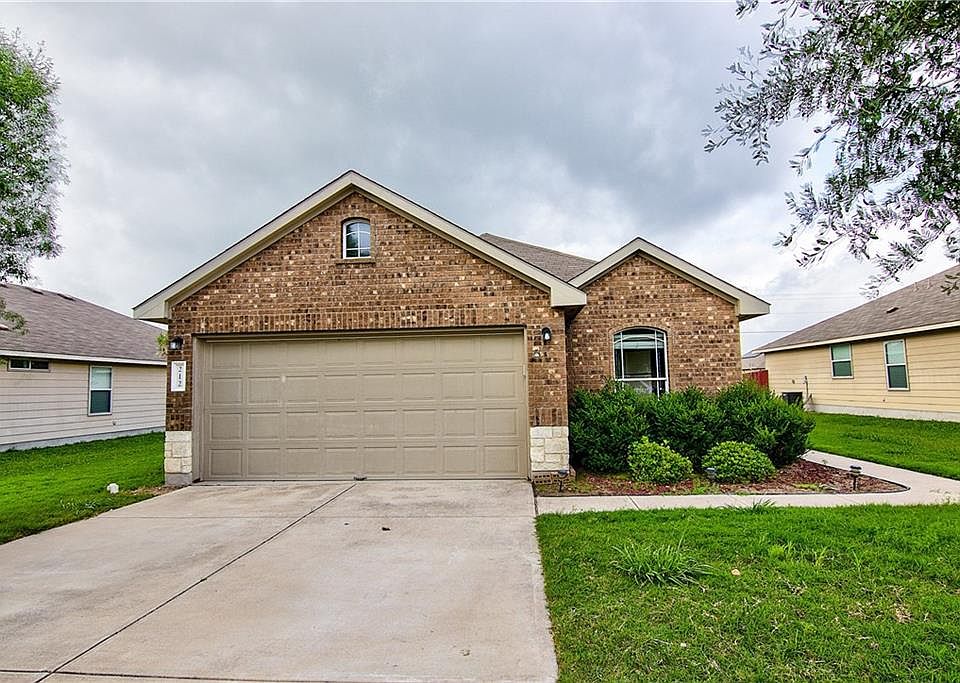 1st image of 212 Foxglove Dr