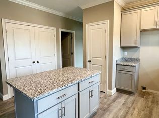 Keystone Commons / 2143, Bowling Green, KY 42101