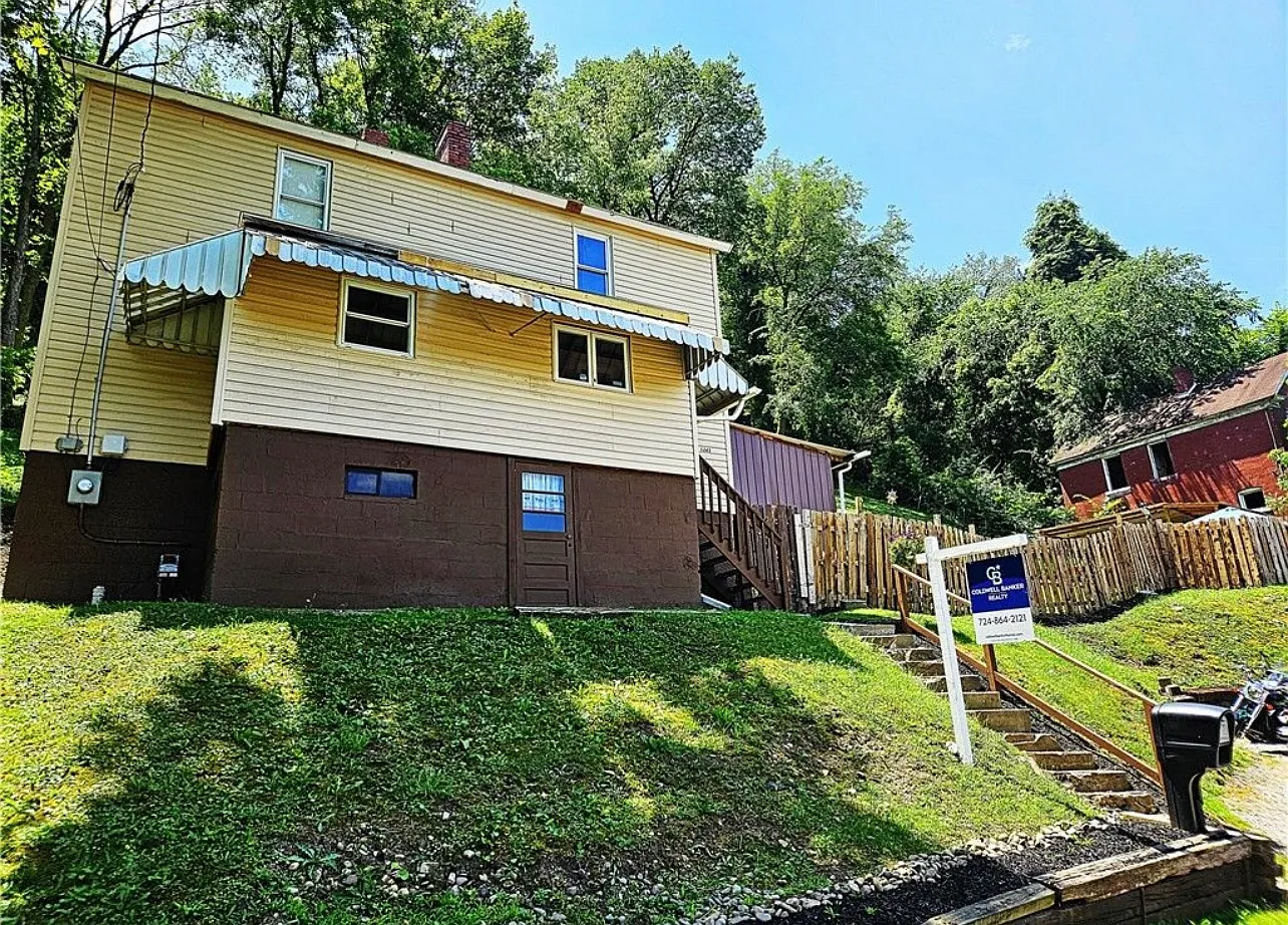 3 bed, 1.5 bath, 1492 sqft, $1,000 — Photo 2