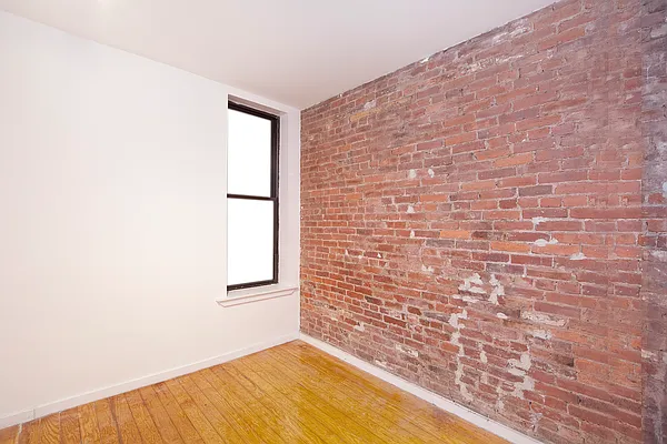 Rented by R New York | media 7