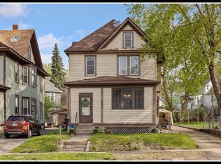 869 Hudson Rd, Saint Paul, MN 55106