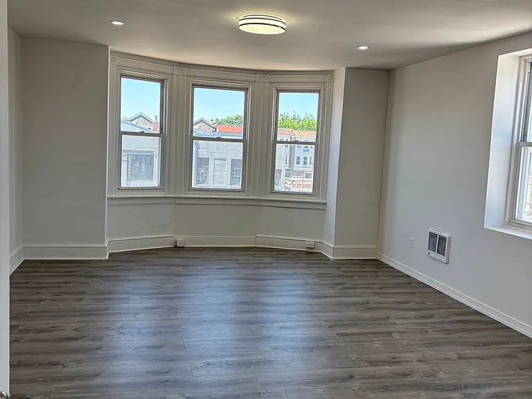 5903 N Broad St #3 — Photo 3