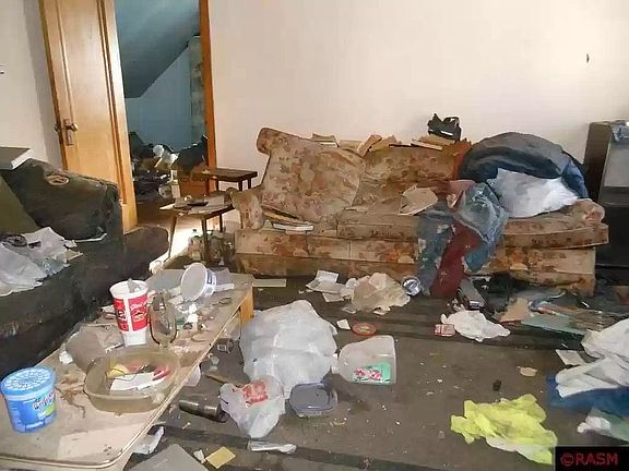 5th image of 1015 2nd Ave S