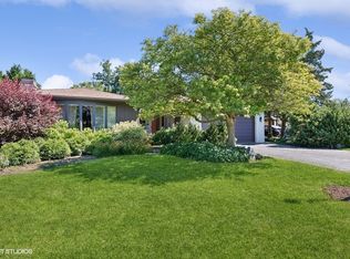 1344 Pendleton Ln, Glenview, IL 60025