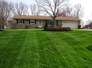 2544 Grove St NE, Canton, OH 44721