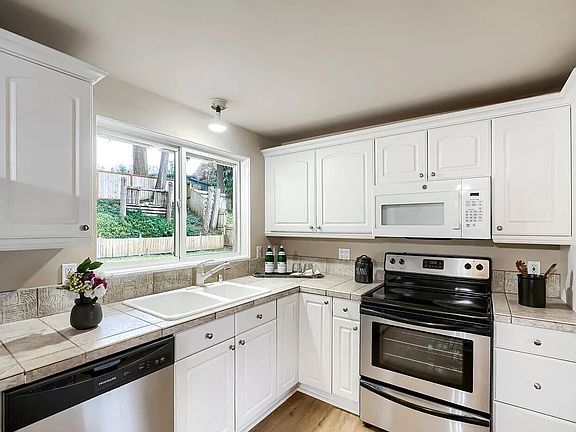 3rd image of 58 157th Ave SE