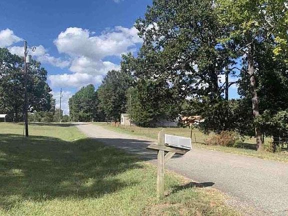 4th image of 690 Good Springs Rd