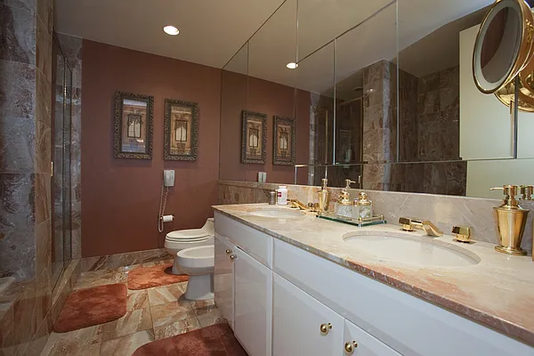 Sold by Trump International Realty | media 9