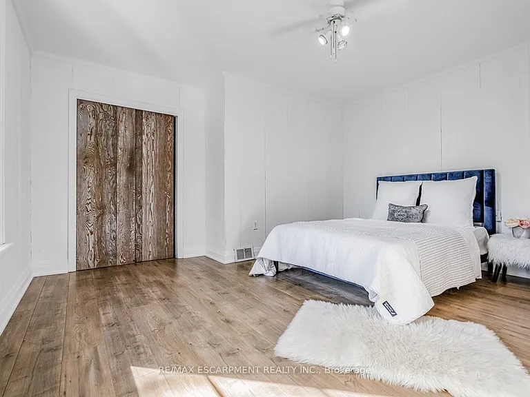 804 Shadeland Ave — Photo 25