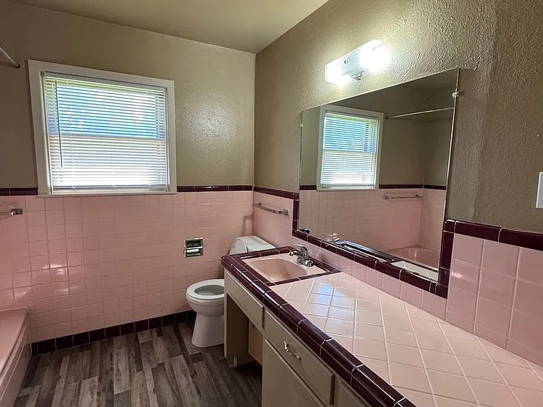 1005 N Willard Dr — Photo 9
