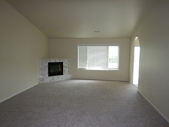 2nd image of 1148 SE Sentry Dr