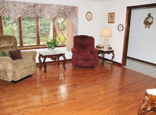 52 Sherold Rd, Clark, NJ 07066