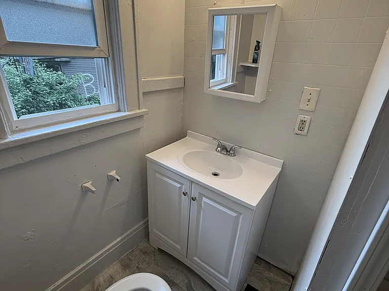 27 Carthage Dr — Photo 13