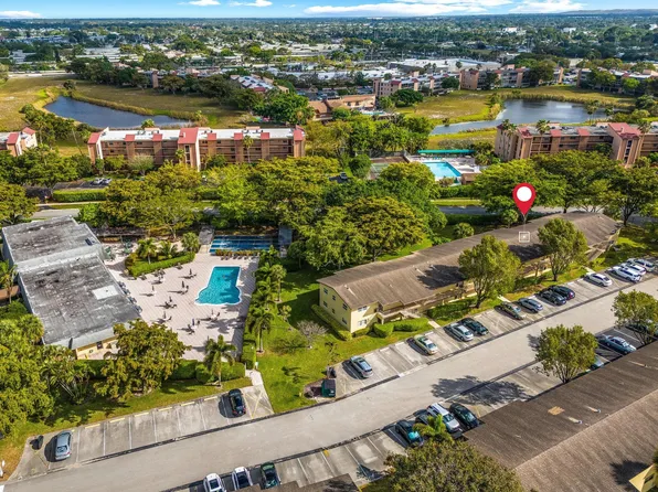 7360 NW 1st Street #206, Margate, FL 33063