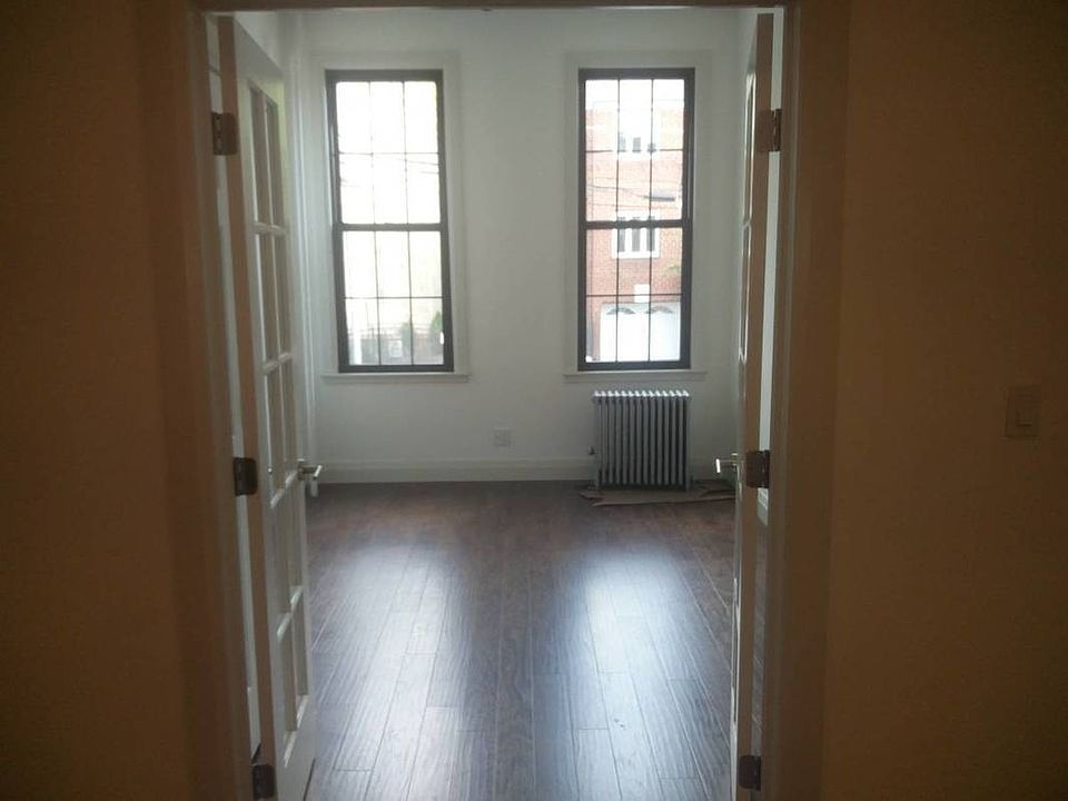 1st image of 2324 37th St #1