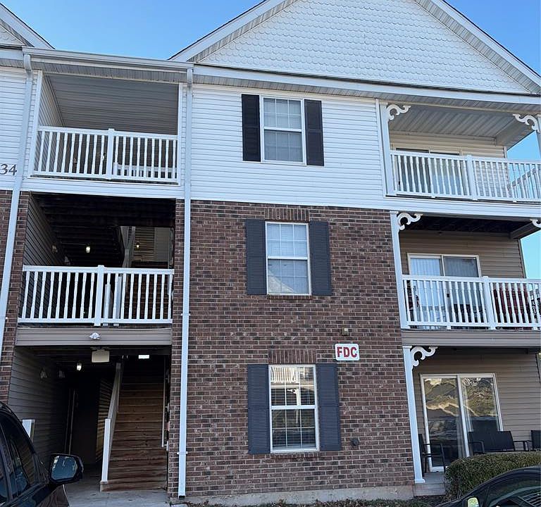 1st image of 613 Saravalle Dr