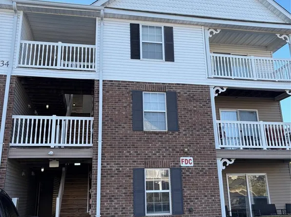 613 Saravalle Dr, Saint Peters, MO 63376