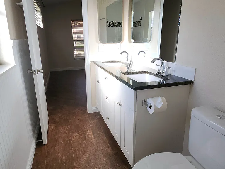 1186 Mistwood Dr — Photo 23