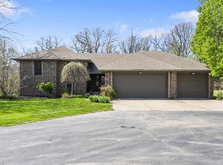 745 N Hilltop Ct, Nixa, MO 65714