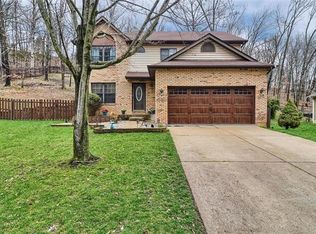 4976 Oak Bluff Dr, High Ridge, MO 63049
