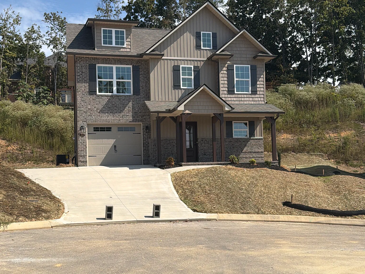 3 bed, 2.5 bath, 1505 sqft, $2,000 — Photo 4