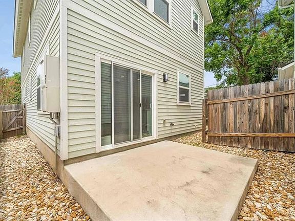 4th image of 3011 Kuhlman Ave #A