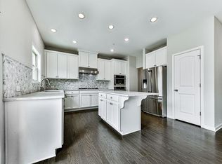 106 Grand Approach Dr, Woodstock, GA 30188