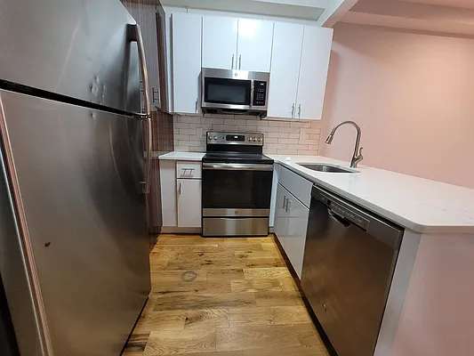 Rented by EXR | media 14