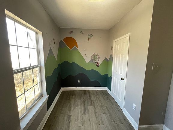 3rd image of 2403 W Southcross Blvd