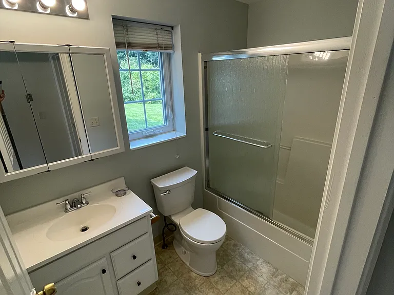14 Pinney St #10 — Photo 15